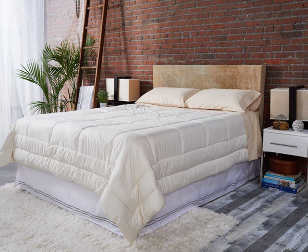 Sleep & Beyond myMerino Comforter® Light