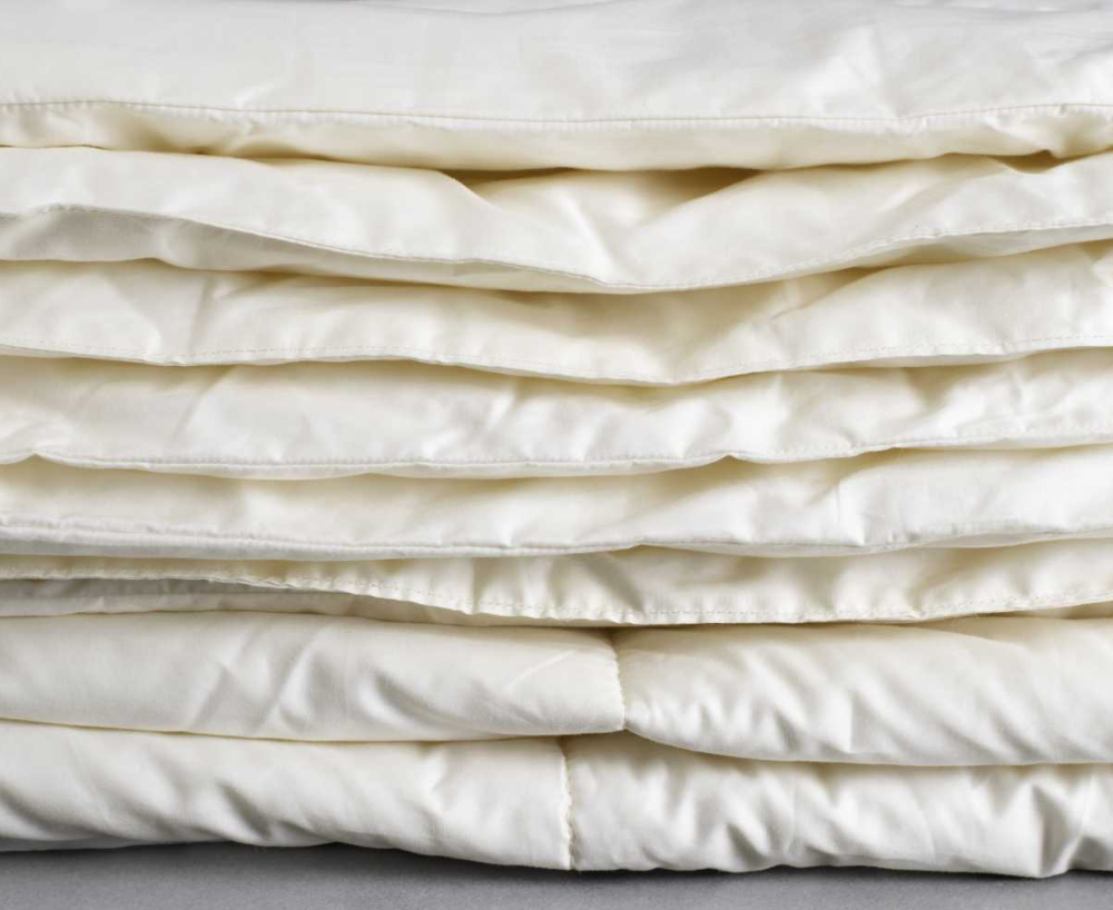 Sleep & Beyond myMerino Comforter® Light